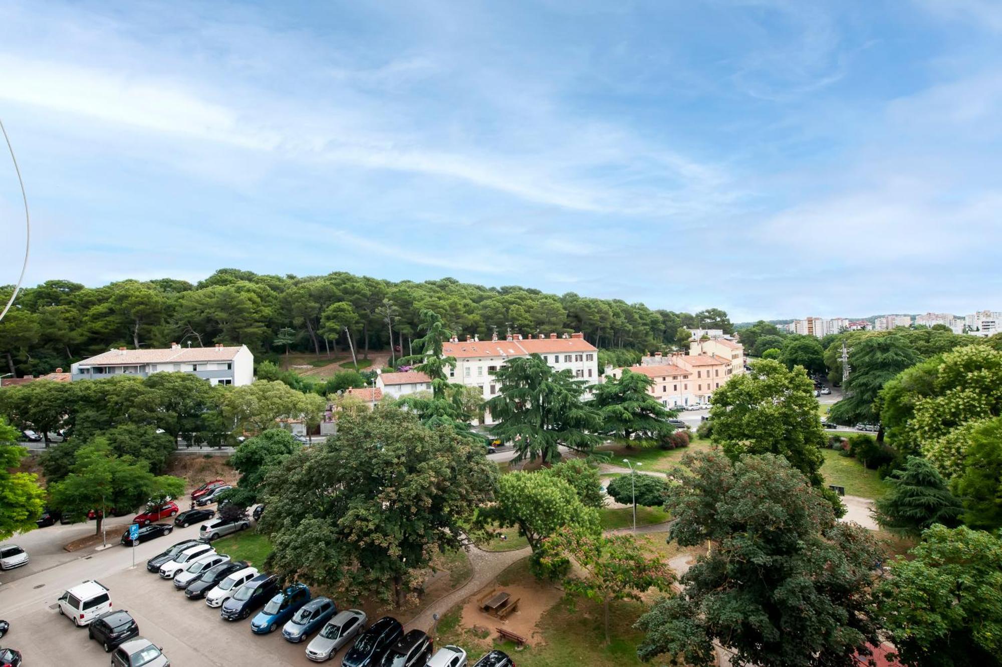 Arena Parkside Residence Pula Exterior photo