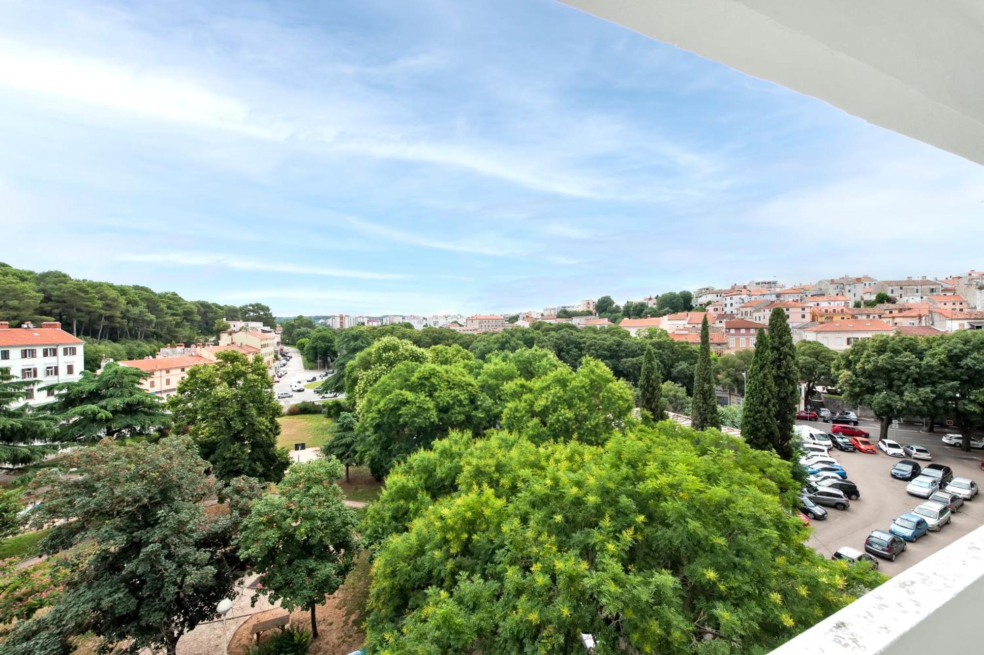 Arena Parkside Residence Pula Exterior photo